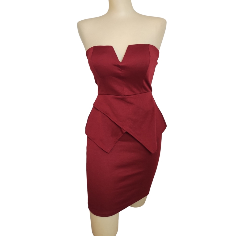 Stretchy strapless bodycon midi dress